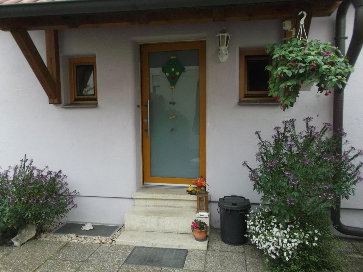 Pension/Fewo E. Tschernach Treuchtlingen Εξωτερικό φωτογραφία